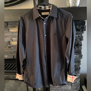 Mens Burberry button down dress shirt size Medium - Black - 100% Authentic VGUC